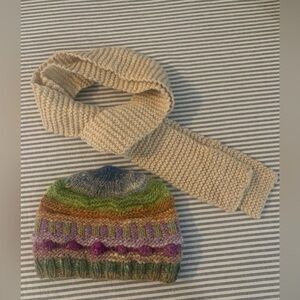 Hand knit Wool Hat & Scarf Unworn